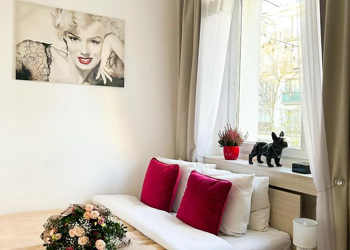 Lumina Cozy Near Manufactura Lägenhet