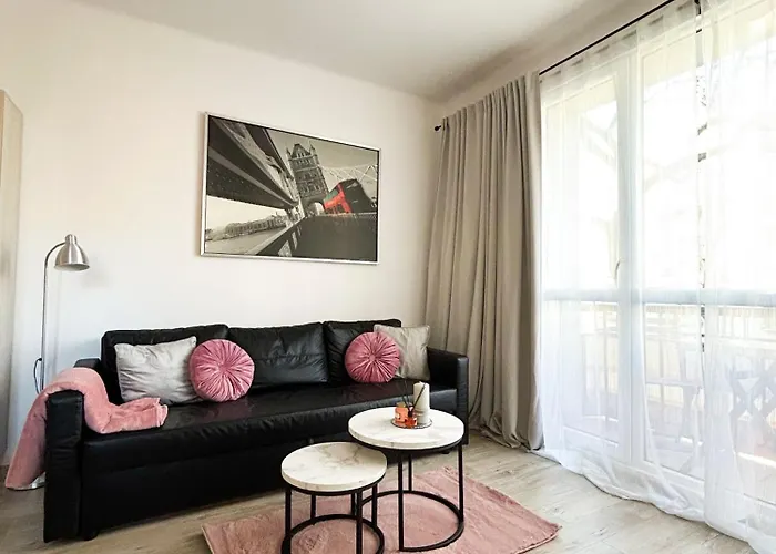 Lumina Cozy Near Manufactura *