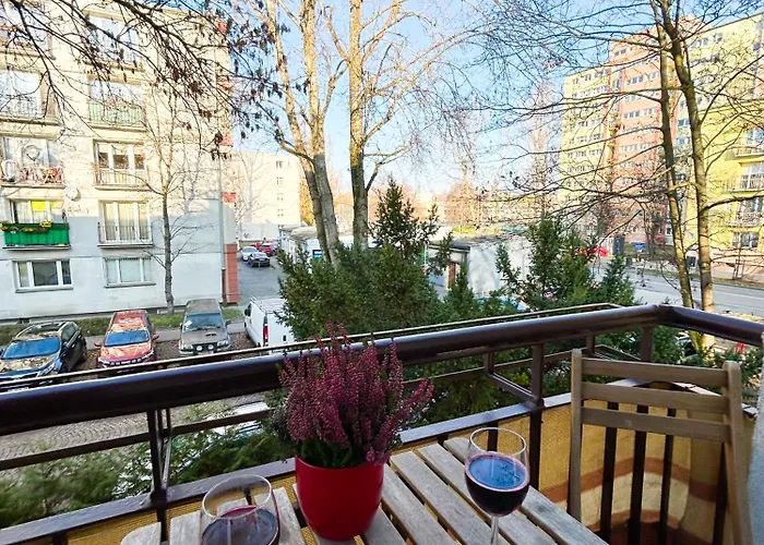 Lumina Cozy Near Manufactura *