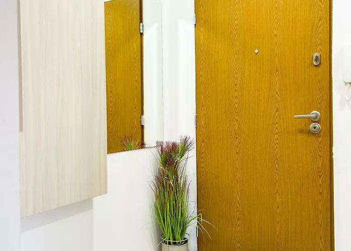 Lägenhet Lumina Cozy Near Manufactura *